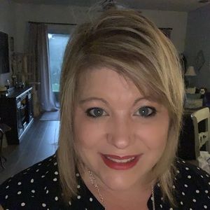 Meet your Posher, Carolyn